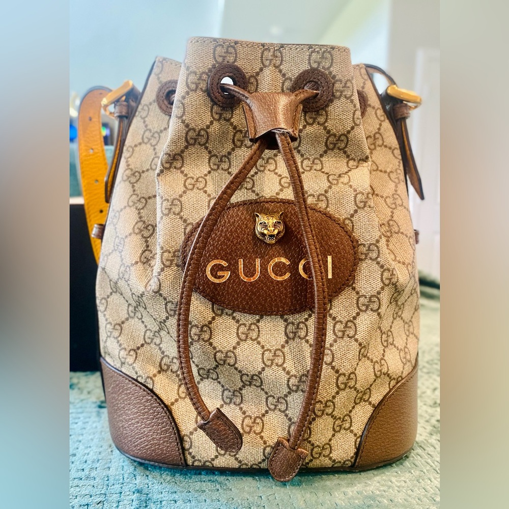 AUTHENTICITY Guaranteed - Gucci Neo Vintage Supreme Bucket Backpack Box/Dust Bag